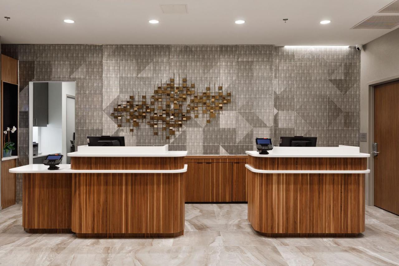 Courtyard By Marriott Richmond Scott'S Addition Buitenkant foto
