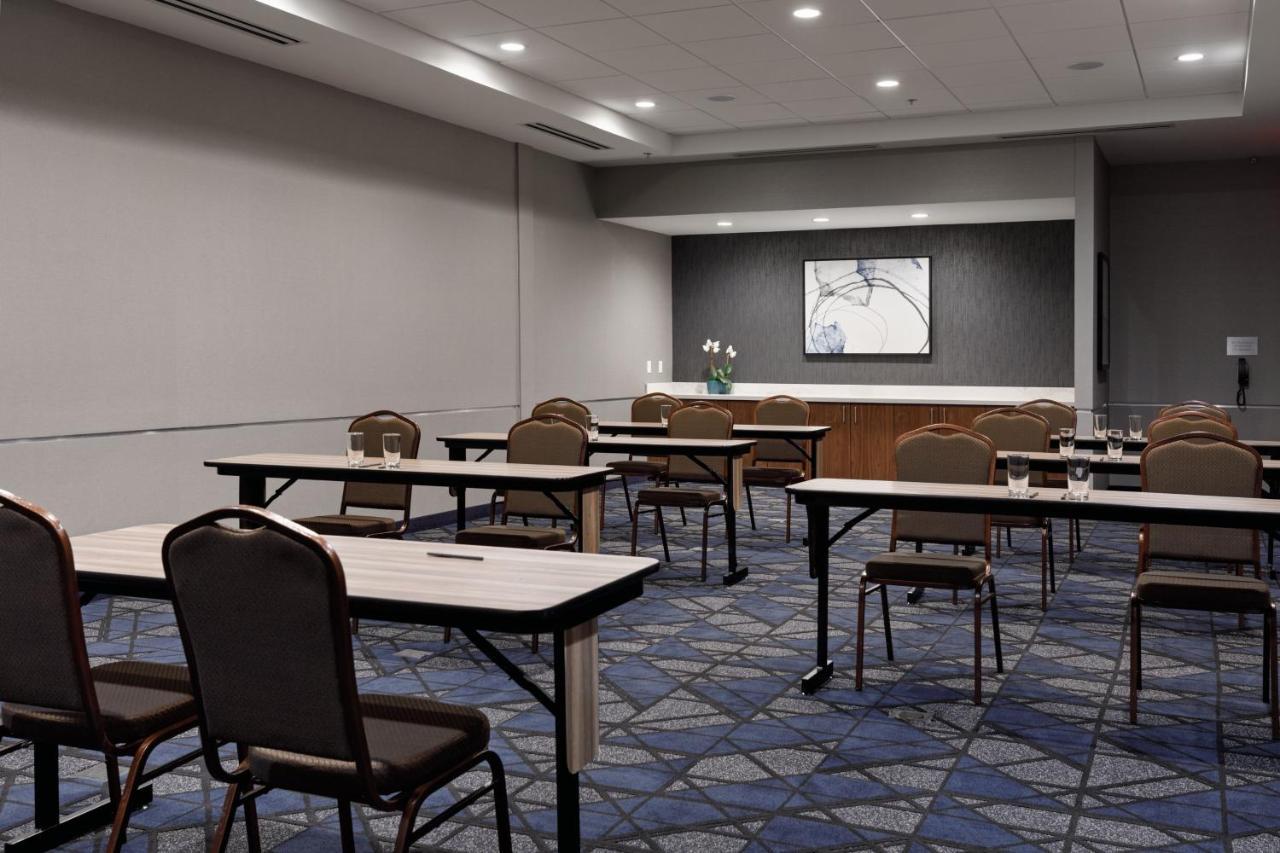 Courtyard By Marriott Richmond Scott'S Addition Buitenkant foto